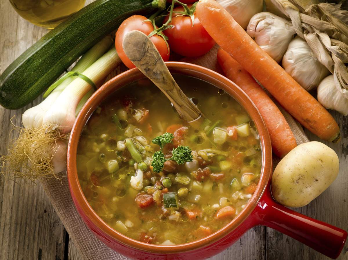 soup vegetable-minestrone